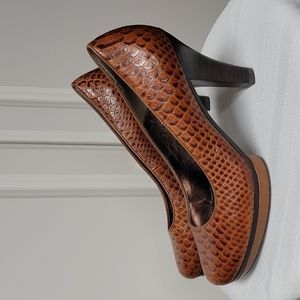 Sofft Leather Upper Snake Embossed Heels, Size 8